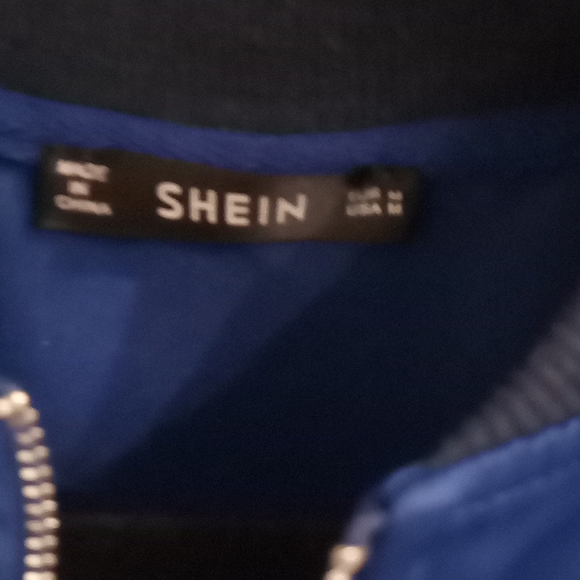 Shein medium satin jacket - Picture 2 of 3